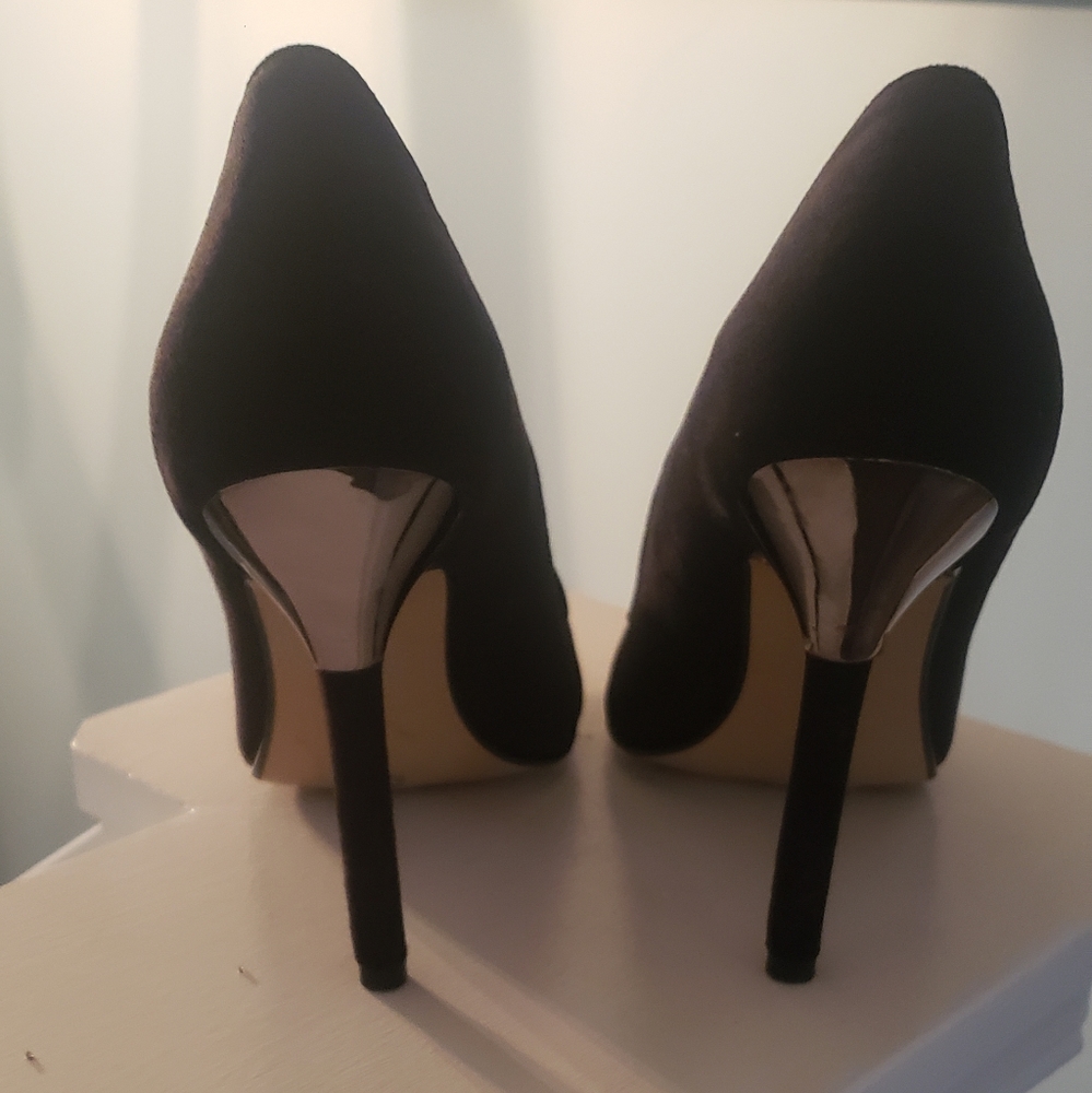 Suede black 👠